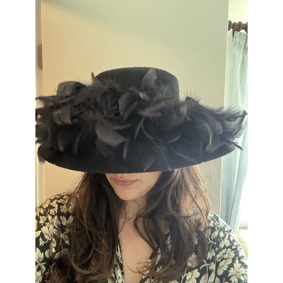 Betmar New York Vintage Black Wool Feather Hat - Picture 1 of 9